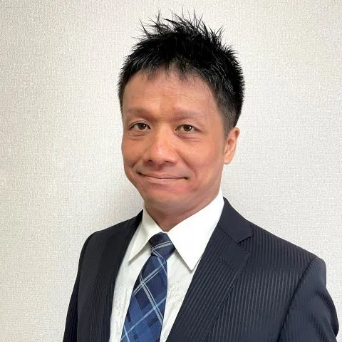 尾崎 徳生